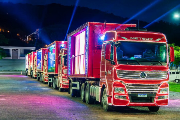 E a magia do Natal continua! Caravana da Coca-Cola faz última parada em Salvador