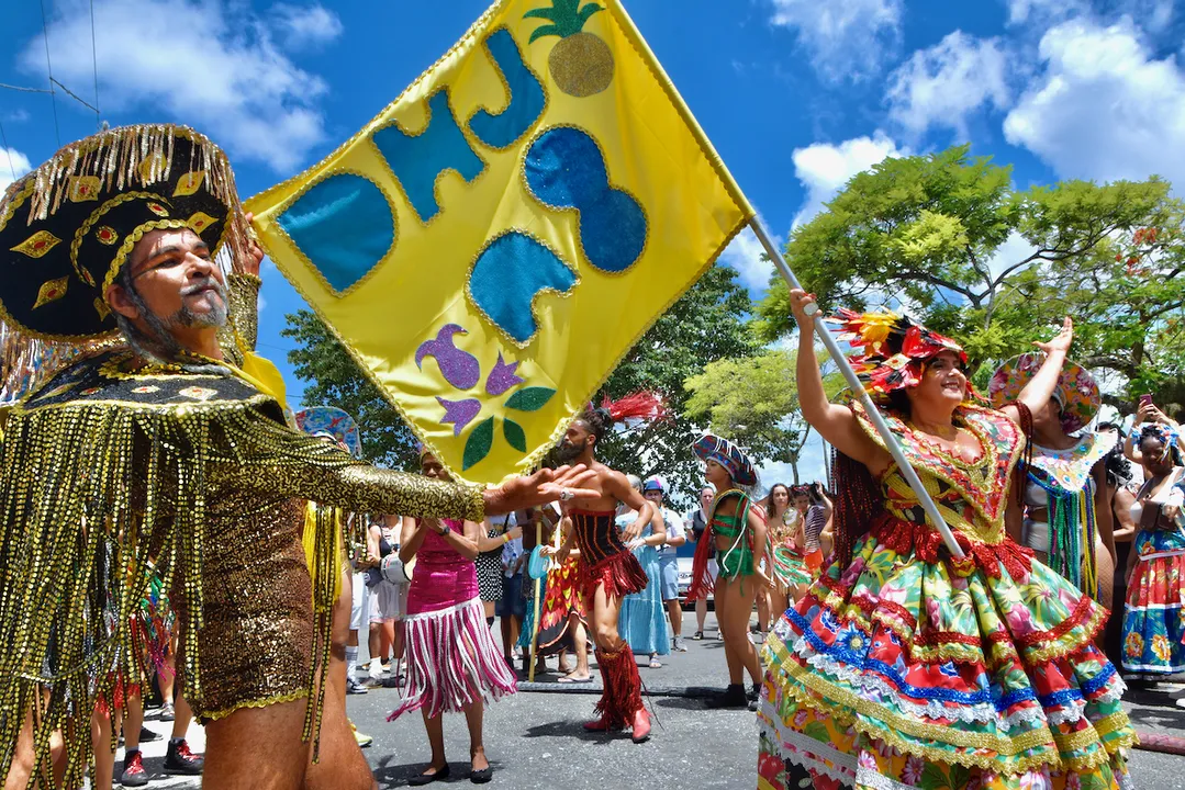 De Hoje a Oito esquenta a folia! Festa para arrecadar fundos para o bloco.