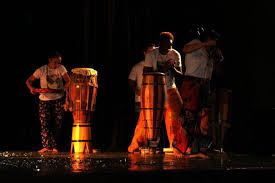 Sibí Dúdú: Um encontro com as raízes do samba de roda no Espaço Cultural da Barroquinha!